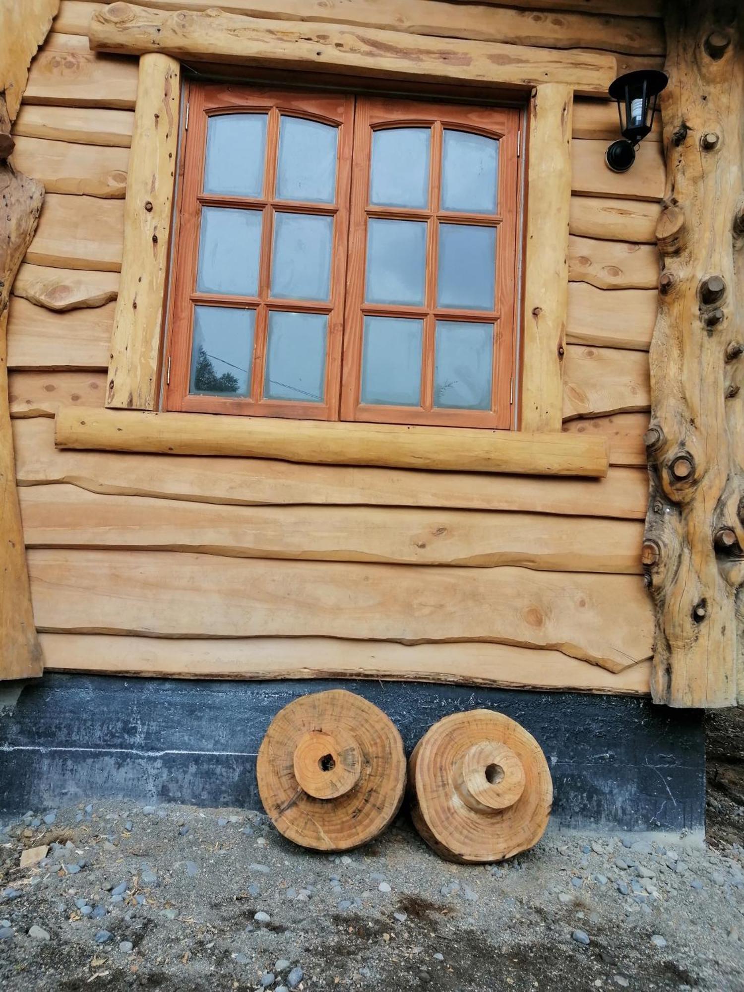 Cabañas Los Canelos Pucon, Hermosa Granja de 20 hectaréas a orillas del Río Liucura Chambre photo